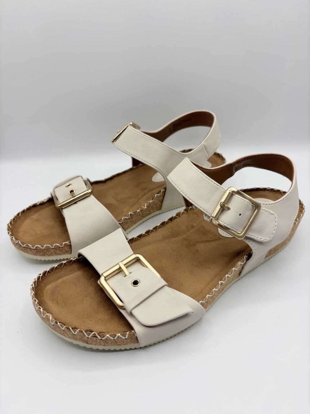 Eurosoft Gypsy Strappy Womens 9.5 Leather Whipstitch Trim Sandals Beige NWOB